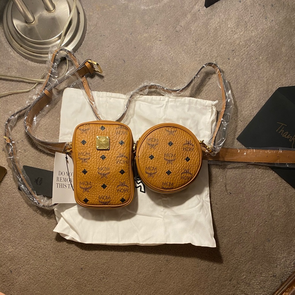 Authentic mcm essential belt bag in vestios